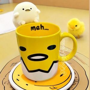 NWT Gudetama Sanrio Mug 🐣